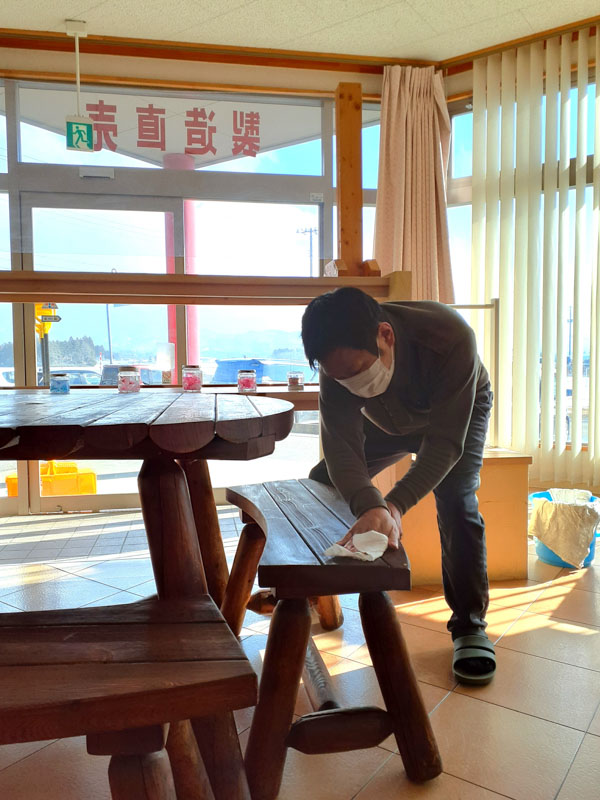 清掃作業がんばります
